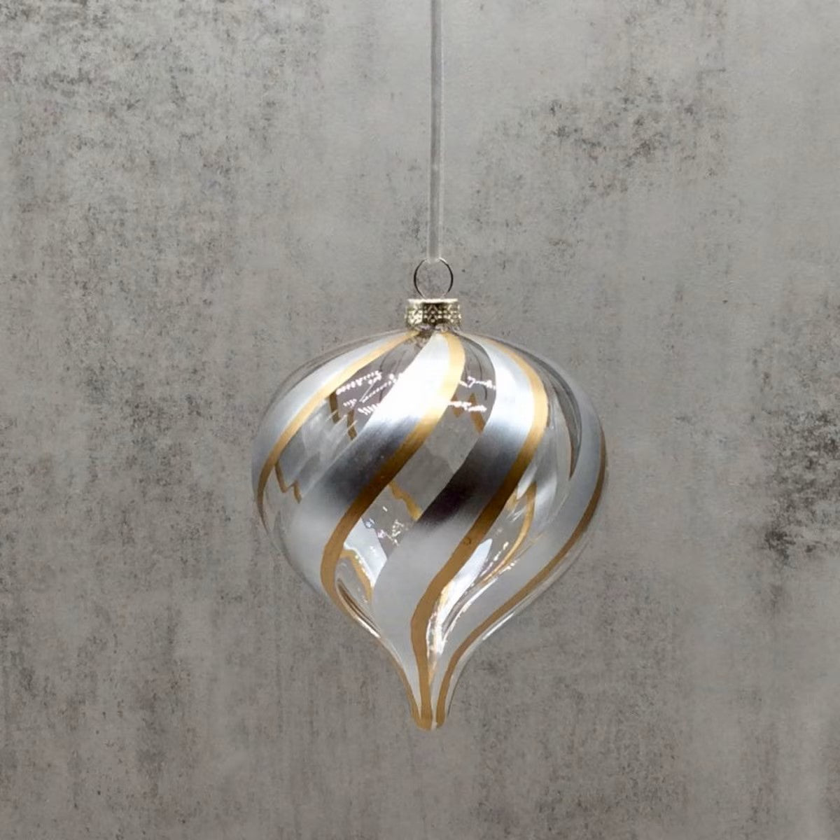 100mm Glass Glitter Swirl Onion Ornament – Silver/ Clear