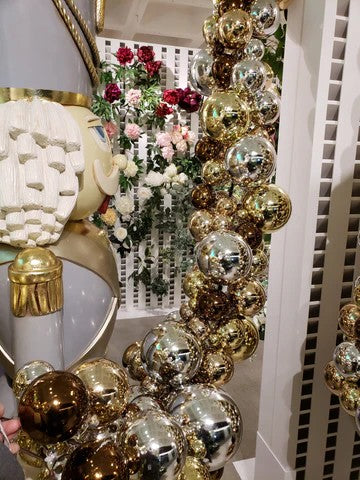 9' x 10" Ornament Garland (2-Colors)