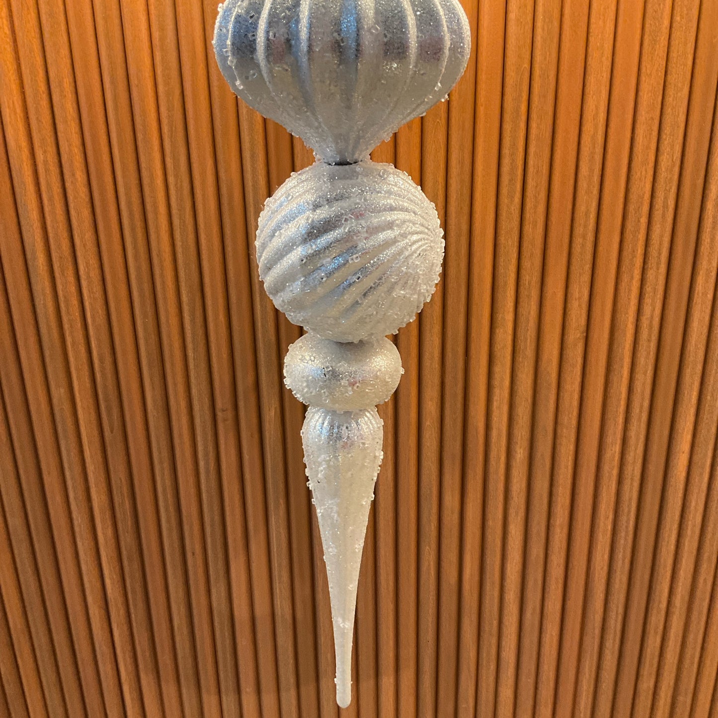 24" Vp Ombre' Finial