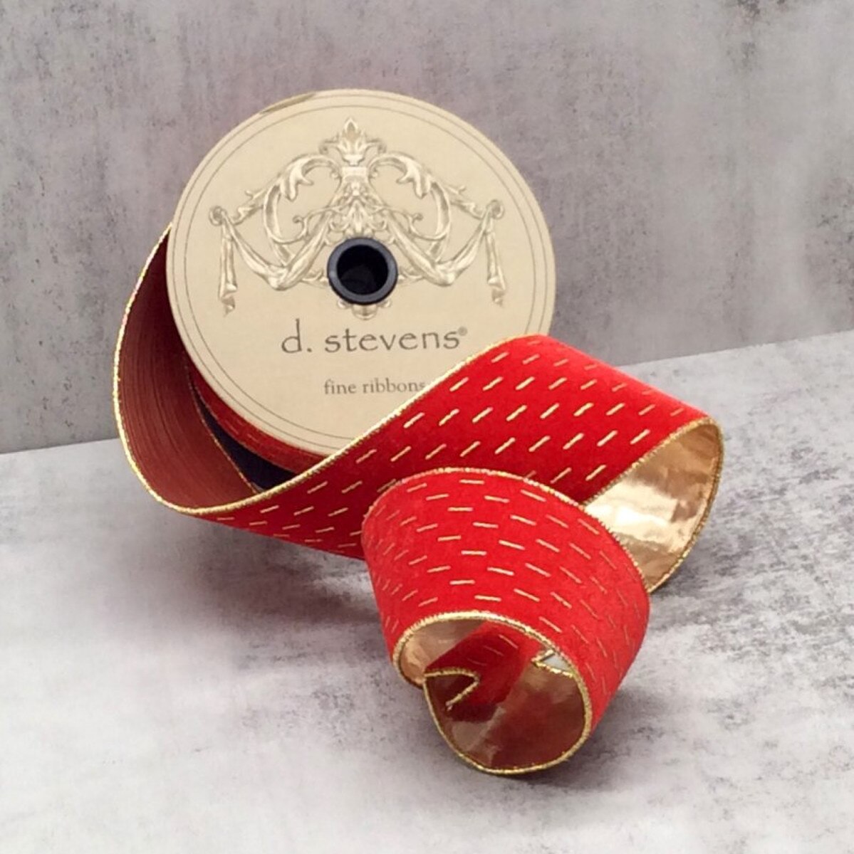 2.5" x 10yds Velvet Ribbon with Gold Modern Lines – Red