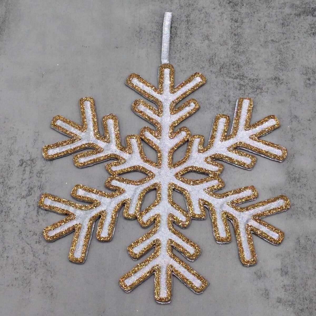 8” metallic dupion hanging snowflake gold lurex, silver